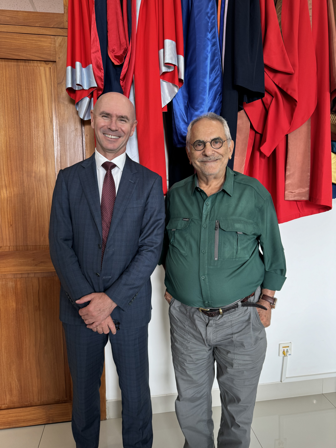 Professor Greg Leslie with President José Ramos-Horta